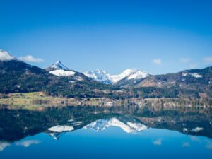 Snow Reflected in the Mirror Lake - 13cm×18cm