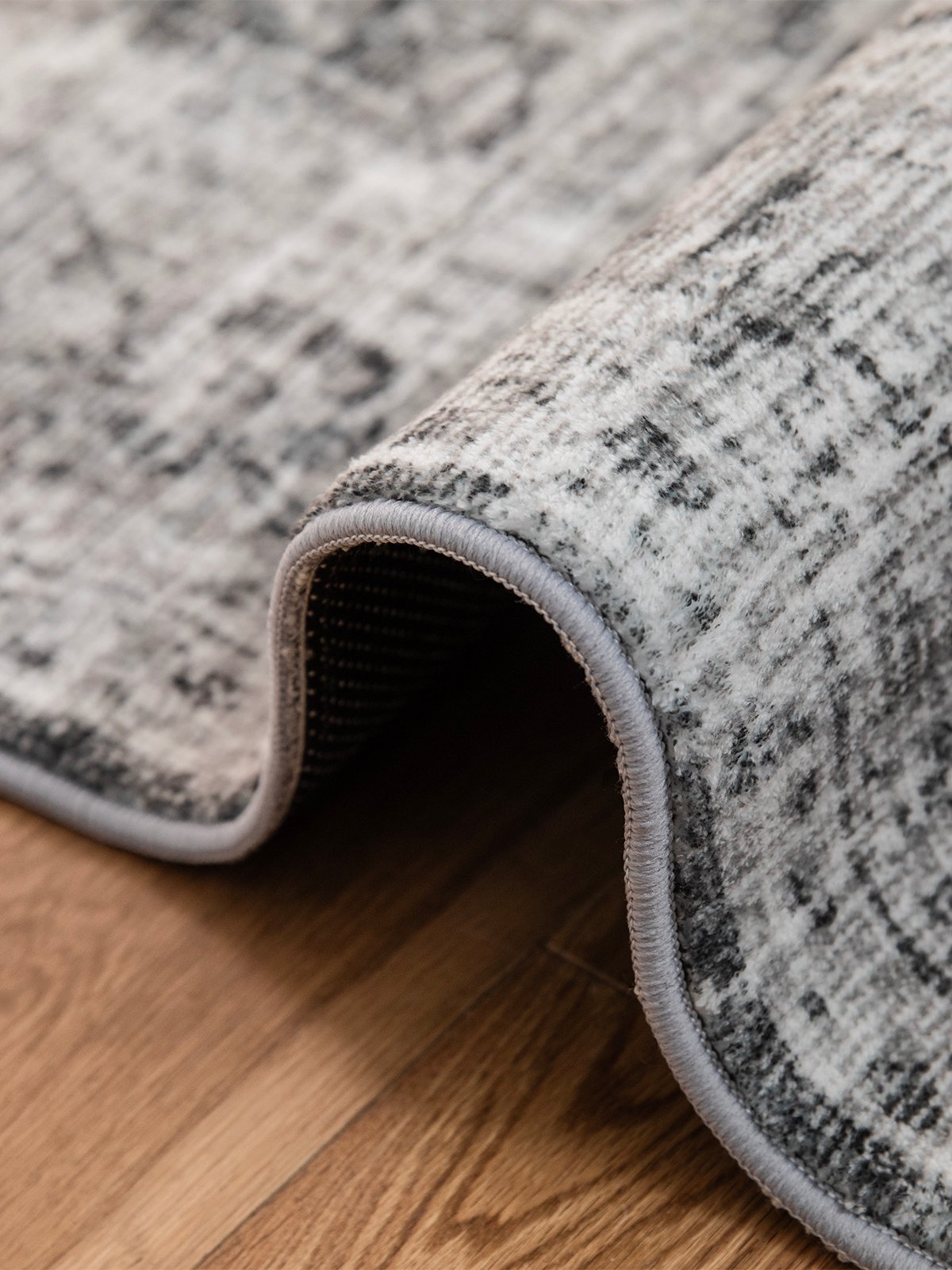 Dusk Echo Grey Vintage Area Rug – Fitted Floor Carpet Malta (160×230 cm) - Image 3