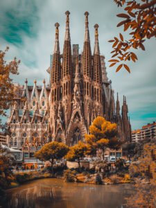 Praise of Nature at Sagrada Família - 13cm×18cm