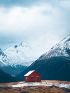 The Red House in the Snow Valley - 13cm×18cm